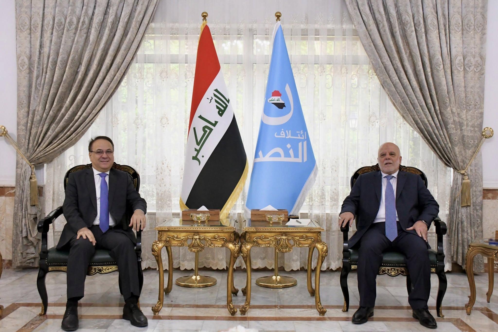 الدكتور حيدر العبادي يستقبل السفير اللبناني في بغداد بمناسبة انتهاء مهام عمله